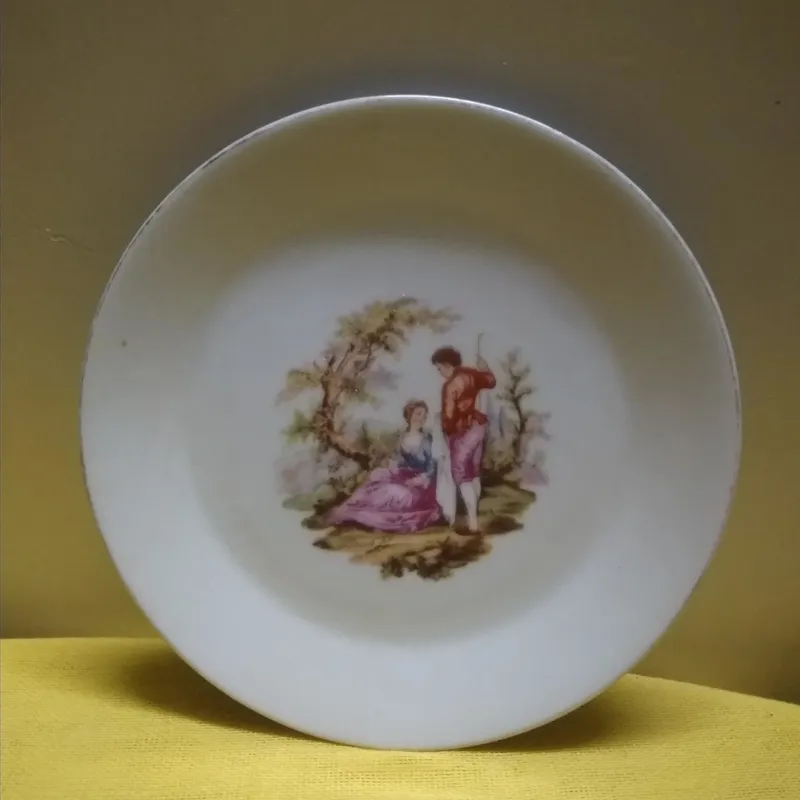 پیش دستی دیوار کوب دنسی قدیمی