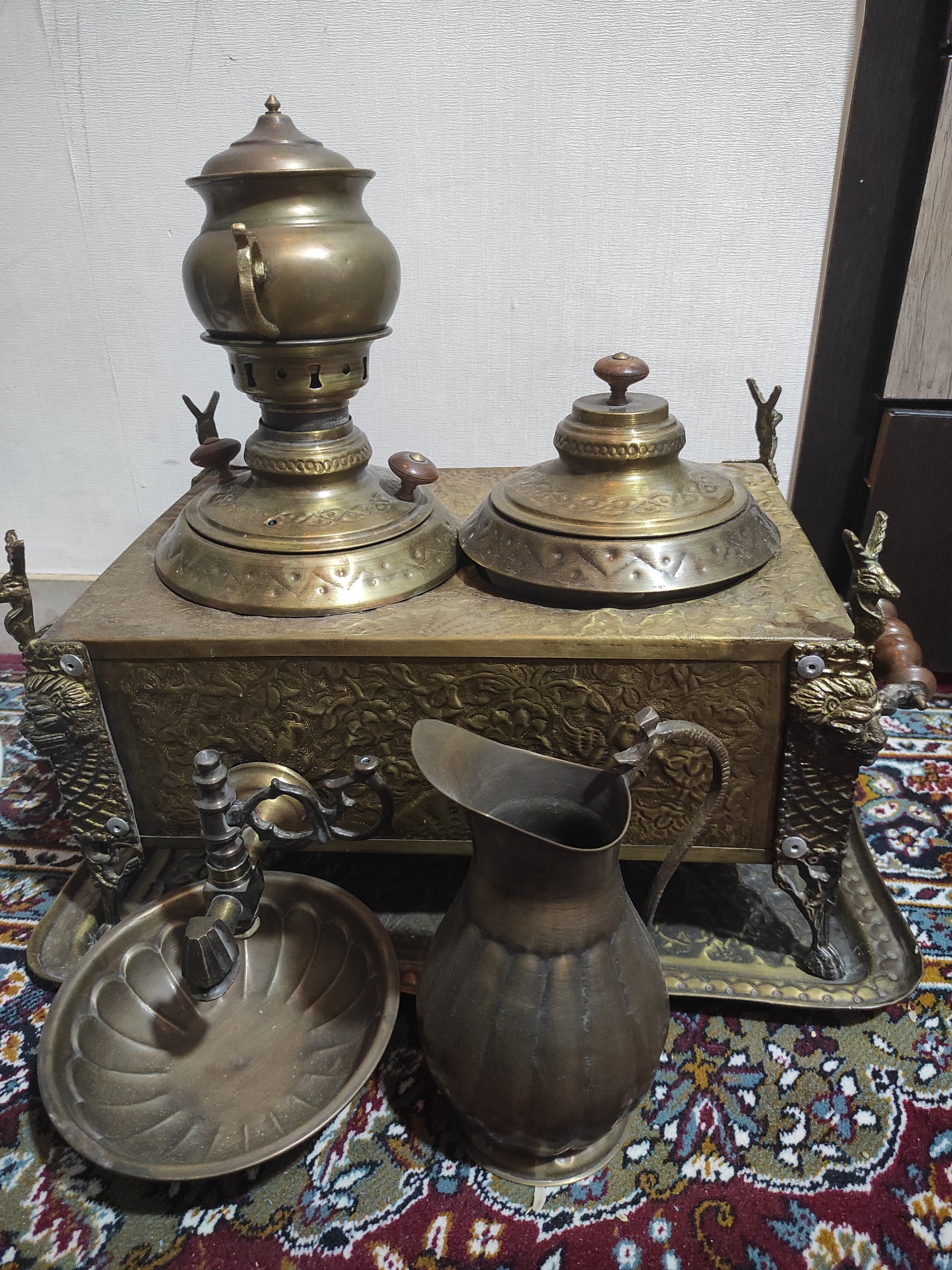 مجموعه ظروف برنجی آنتیک