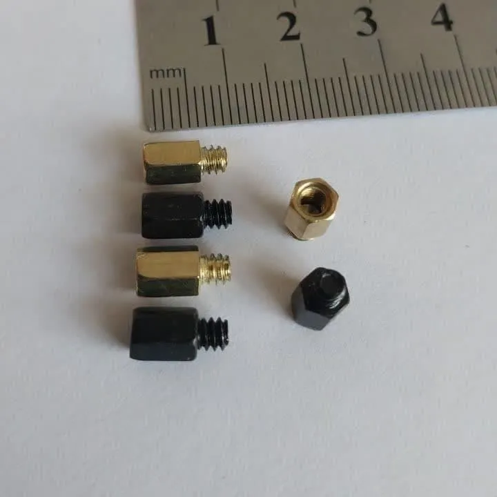 7 عدد پیچ اسپیسر مادربرد (ارتفاع 9mm)