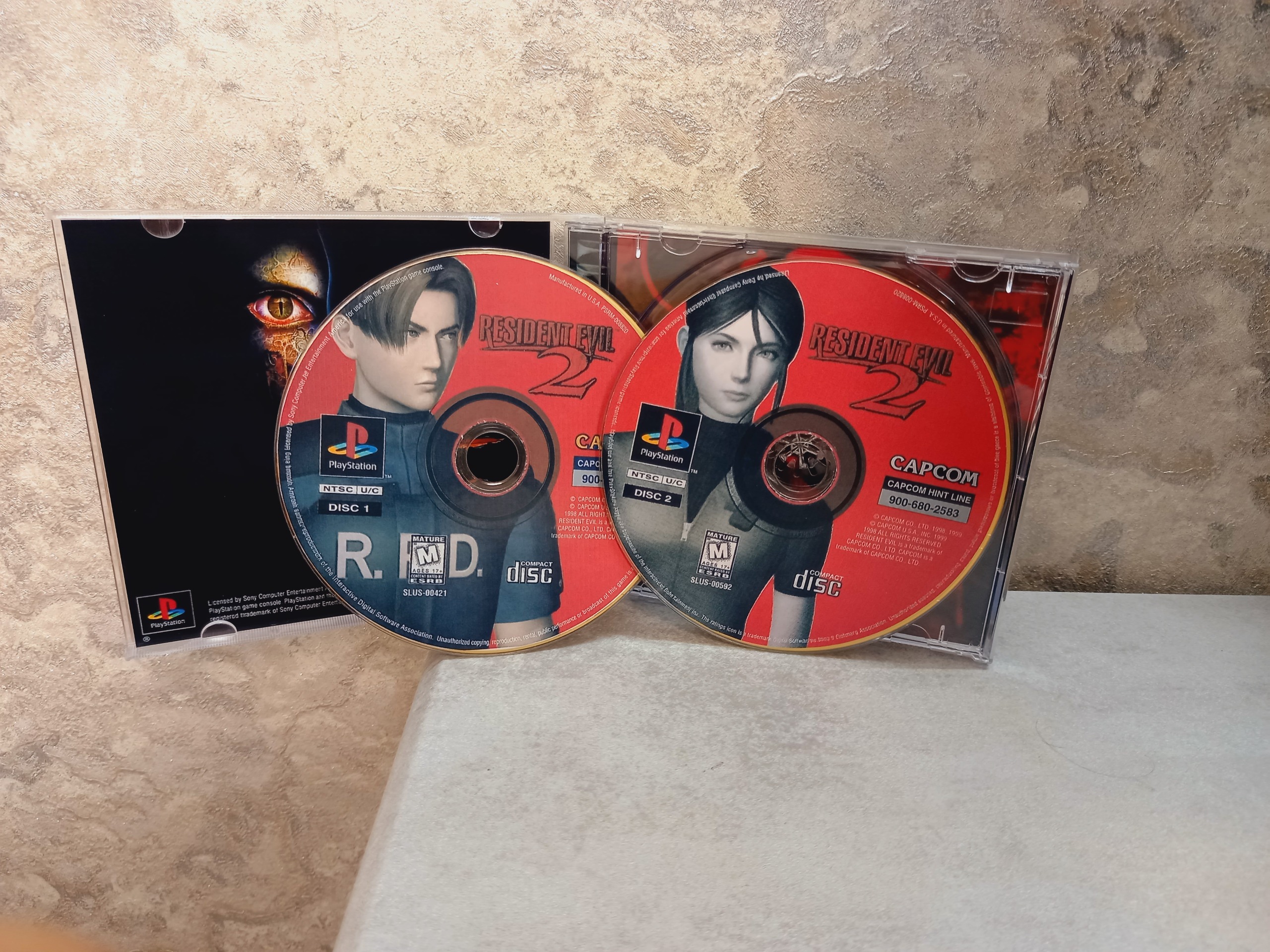 رزیدنت اویل 2 resident evil دو دیسک نو