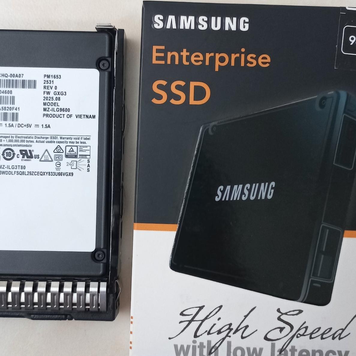 SAMSUNG SSD PM1653 960GB SAS 24GBPS VIETNAM