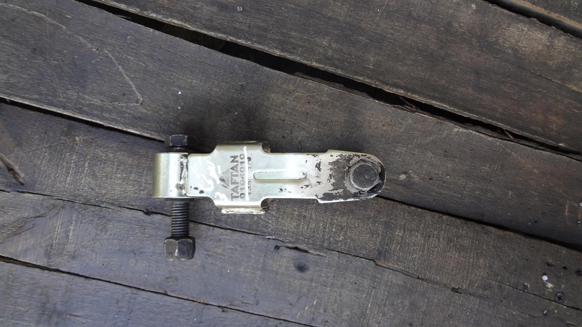 دسته موتور دوشاخ تیرکمانی پژو405پارس با پیچ ها