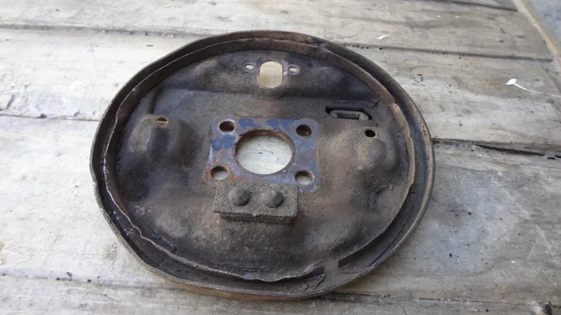 طبق لنت ترمز عقب پراید قدیم سمت راست فابریکی