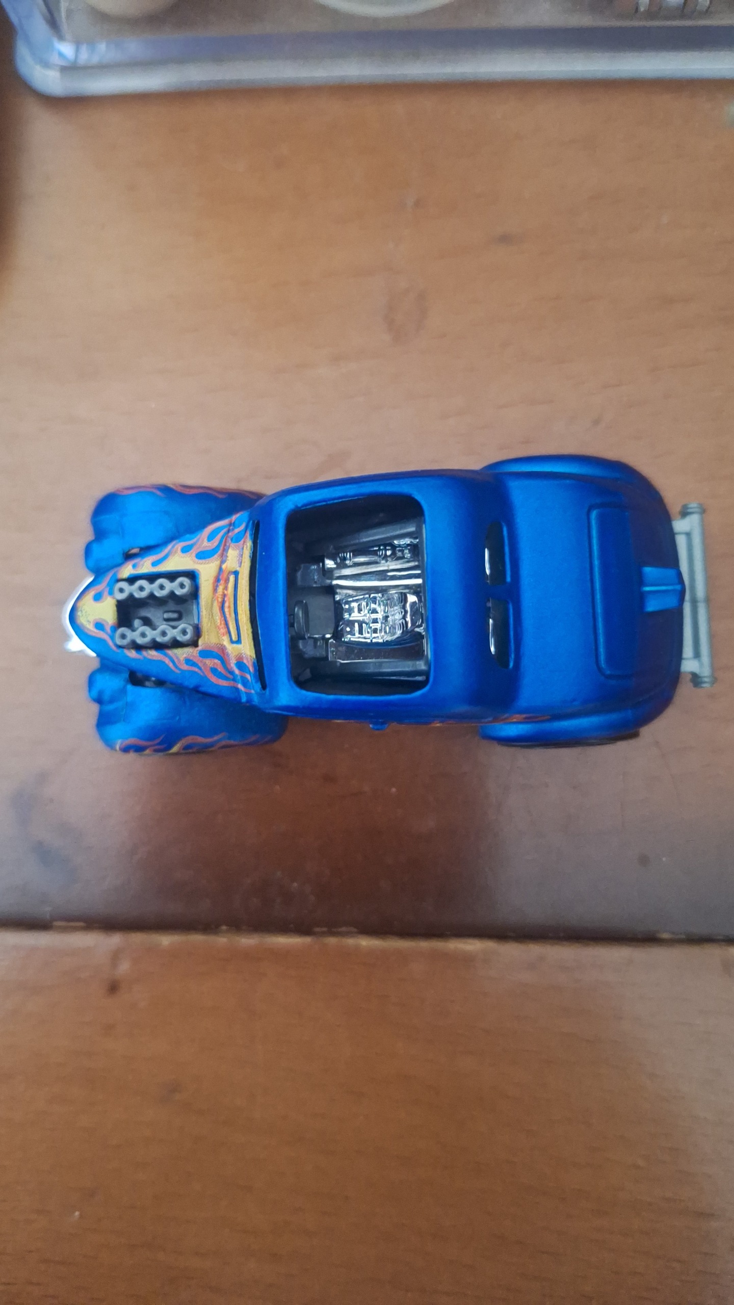 ماشین فلزی فولکس