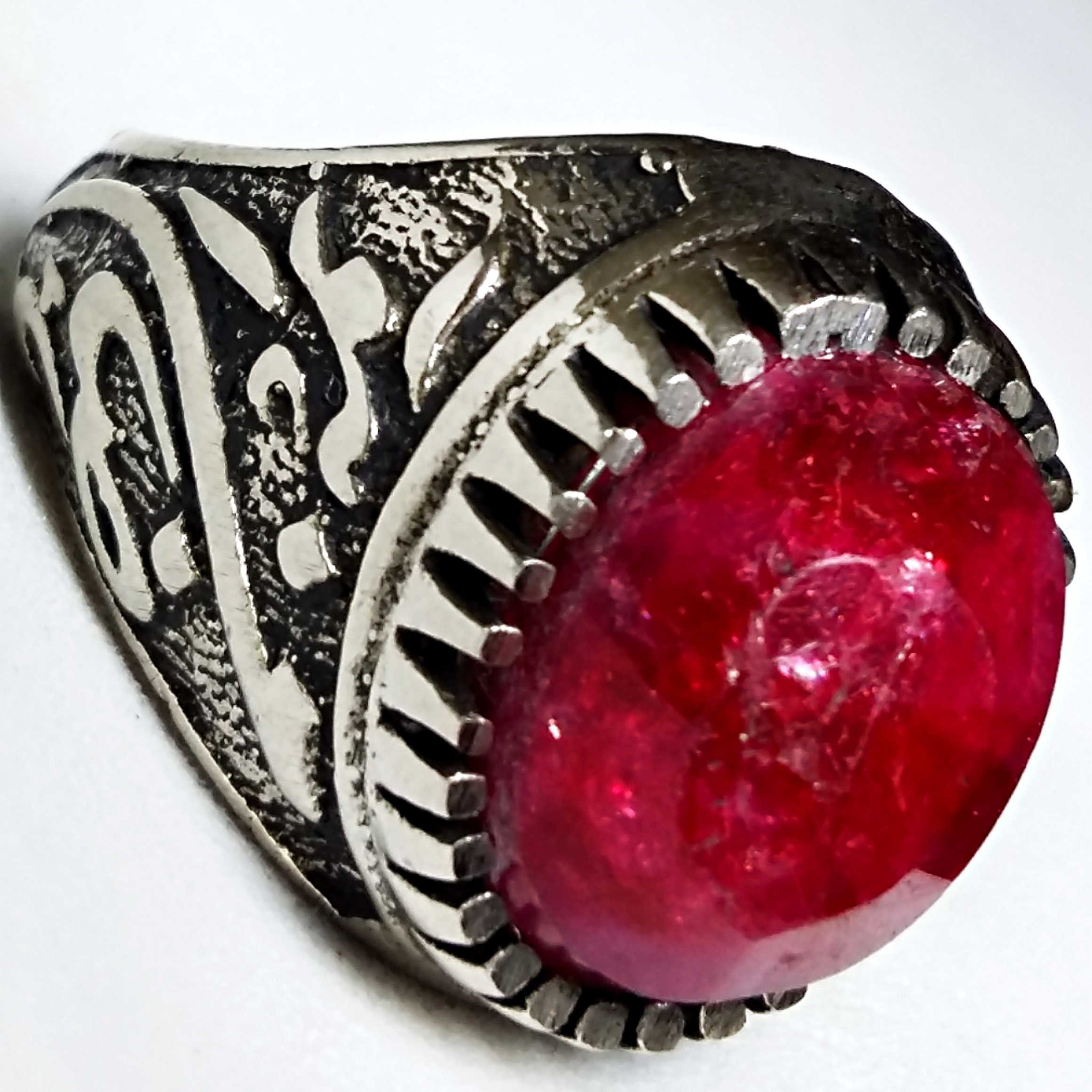 انگشتر آنتیک یاقوت سرخ مرغوب آفریقایی