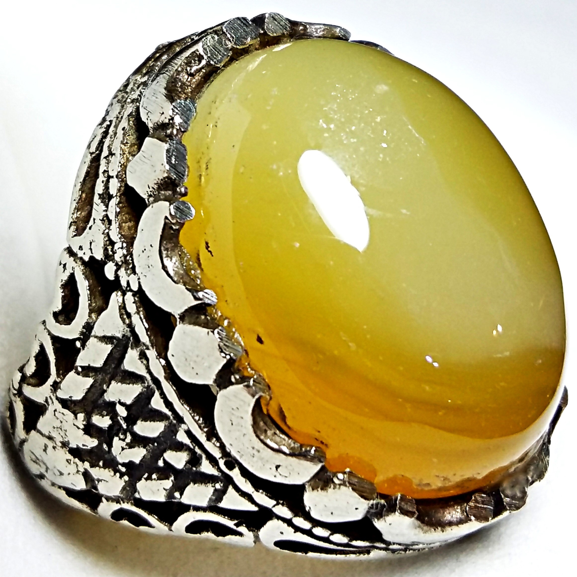 انگشتر رولکسی عقیق زرد کلوخه معدنی اصیل و زیبا