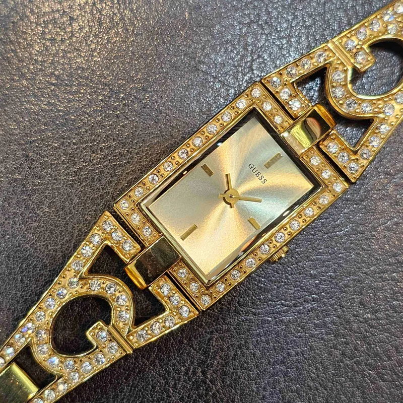 گس زنانه،،،، GUESS