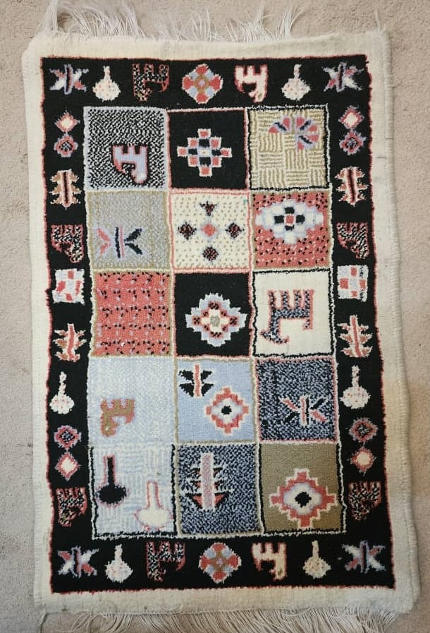 قالیچه ابعاد 75 در 48