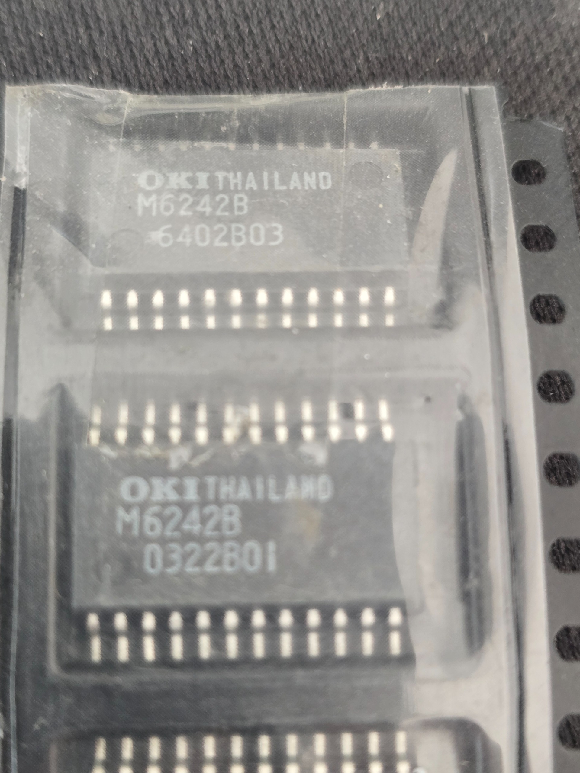 آی سی M6242B M6242 MSM6242B SOP-24