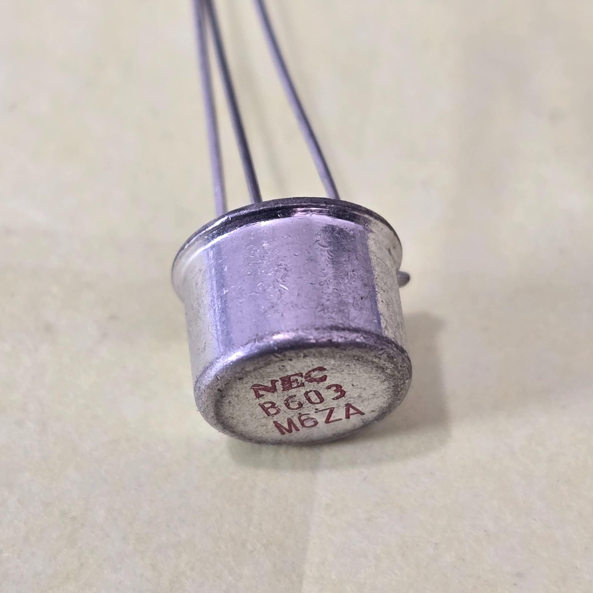 ترانزیستور فلزی 2SB603 B603  CAN3