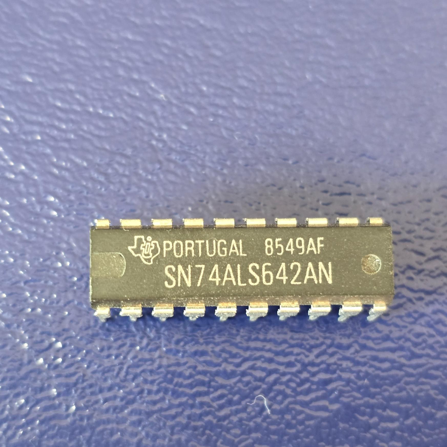 آی سی اورجینال  SN74ALS642AN 74ALS642 74642 DIP