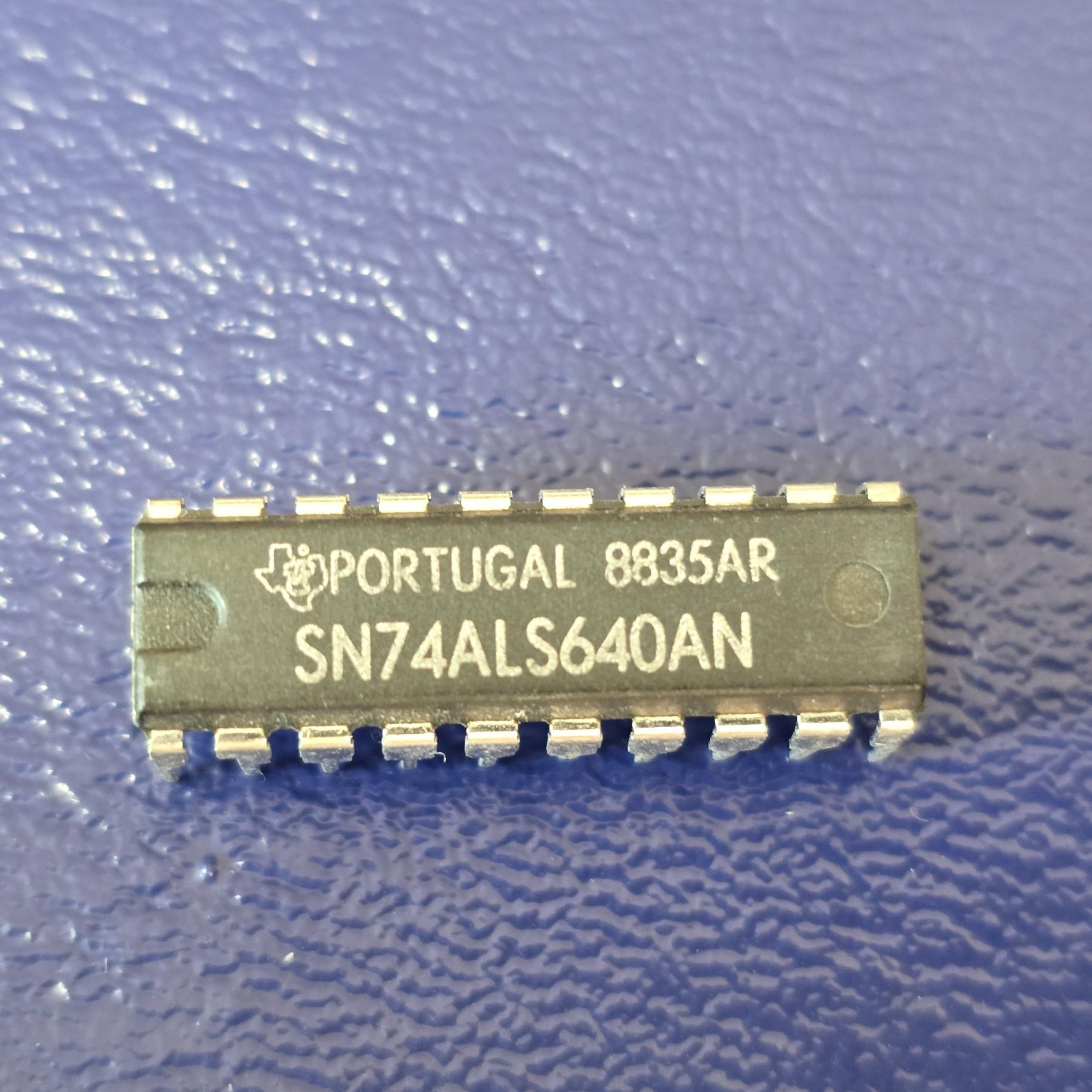 آی سی اورجینال  SN74ALS640AN 74ALS640 74640 DIP