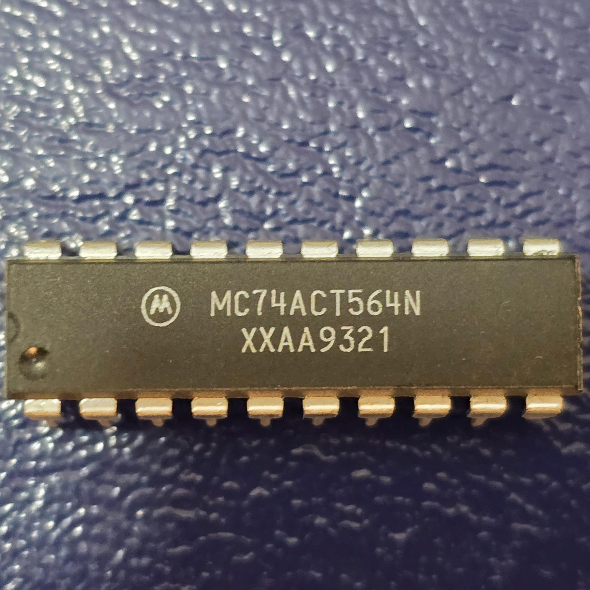 آی سی MC74ACT564N 74ACT564 74564 DIP
