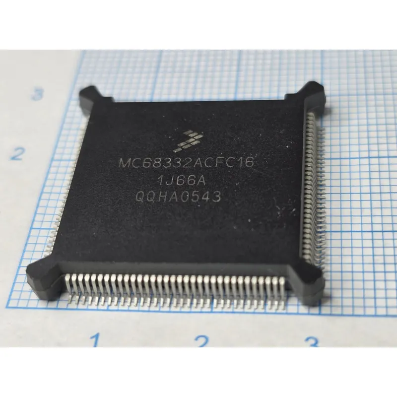 آی سی MC68332ACFC16 MC68332 QFP132