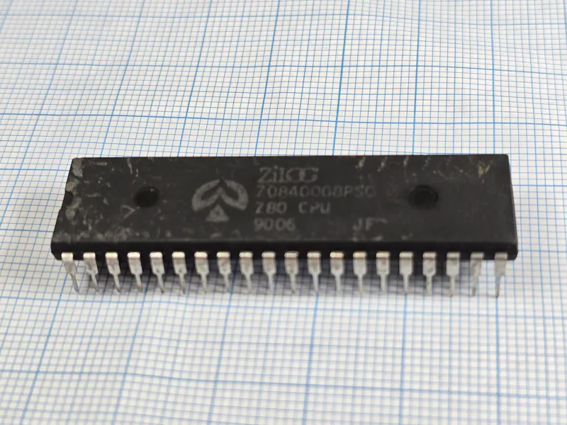 آی سی Z0840008PSC Z80CPU DIP-40