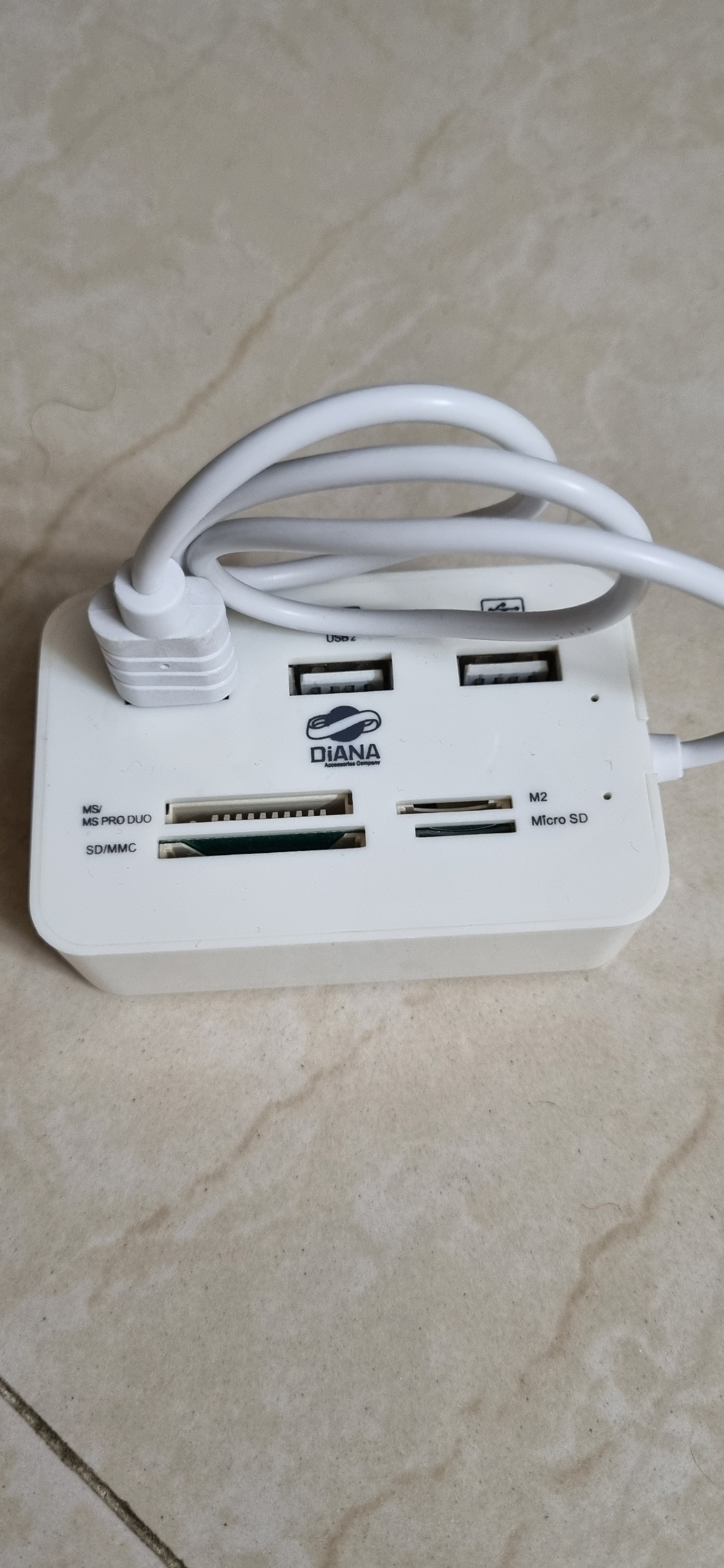 هاب USB برند DIANA