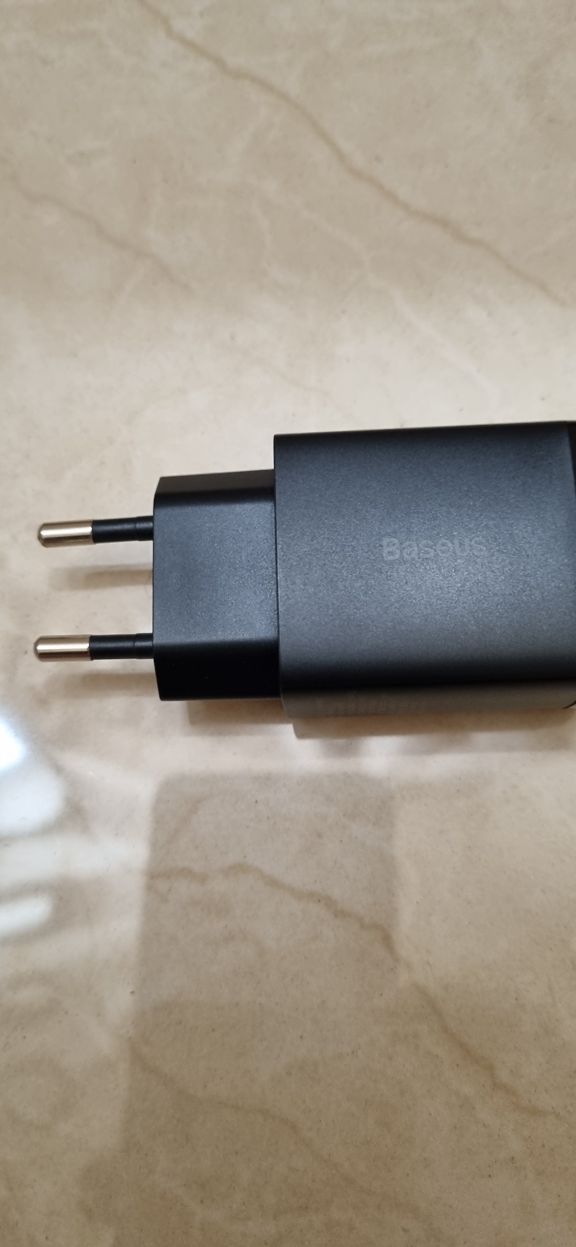 شارژر Baseus دو پورت 20 وات اپل و سامسونگ