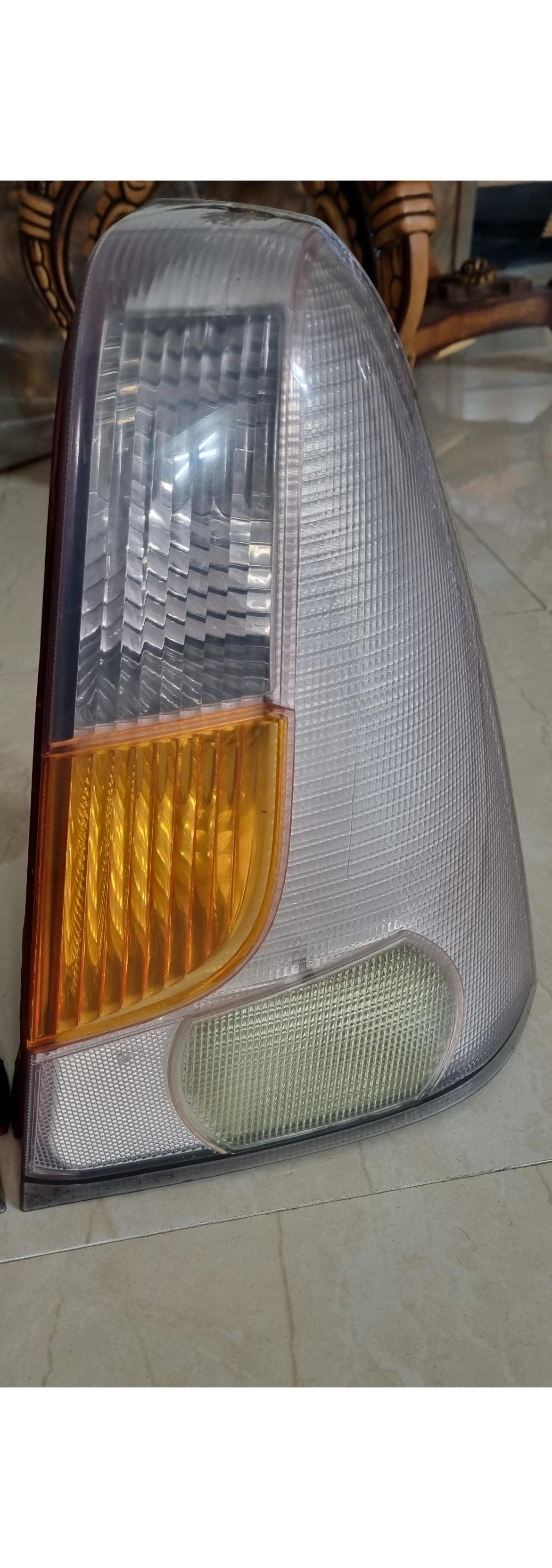 چراغ عقب تندر 90 صورتی قدیم