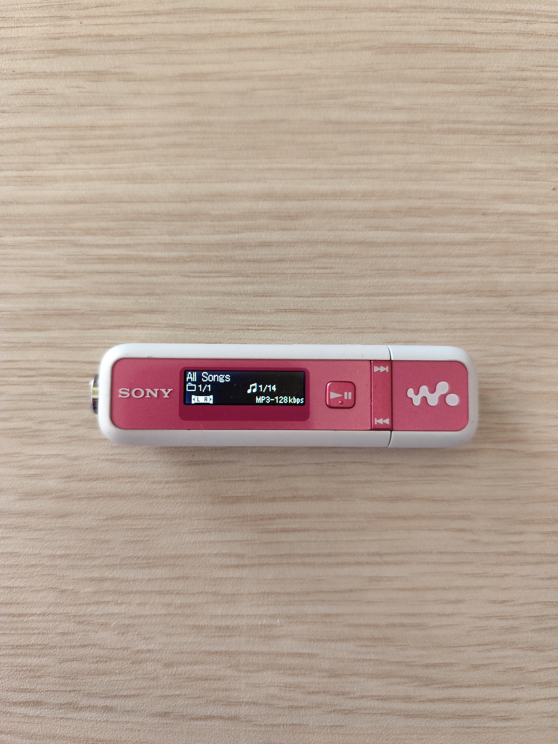Sony nwd e023f