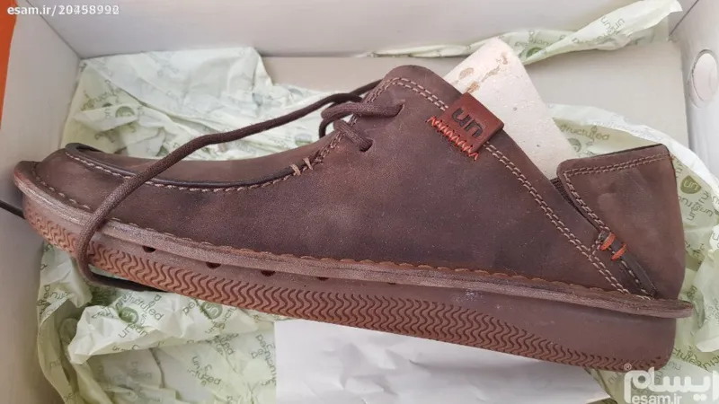 کلارکسClarks