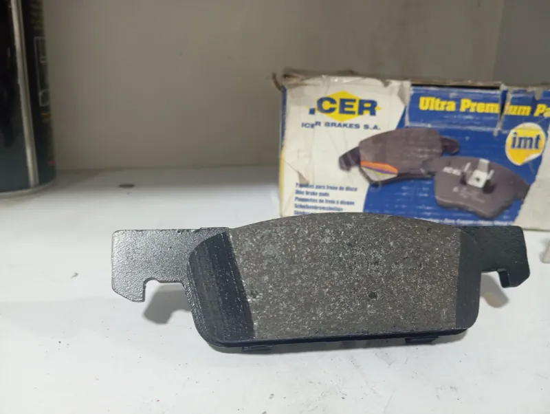 لنت ترمز جلو سیمبل