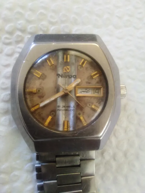 ساعت اتوماتیک نبضی وکوکی نیرواساخت سوئیس