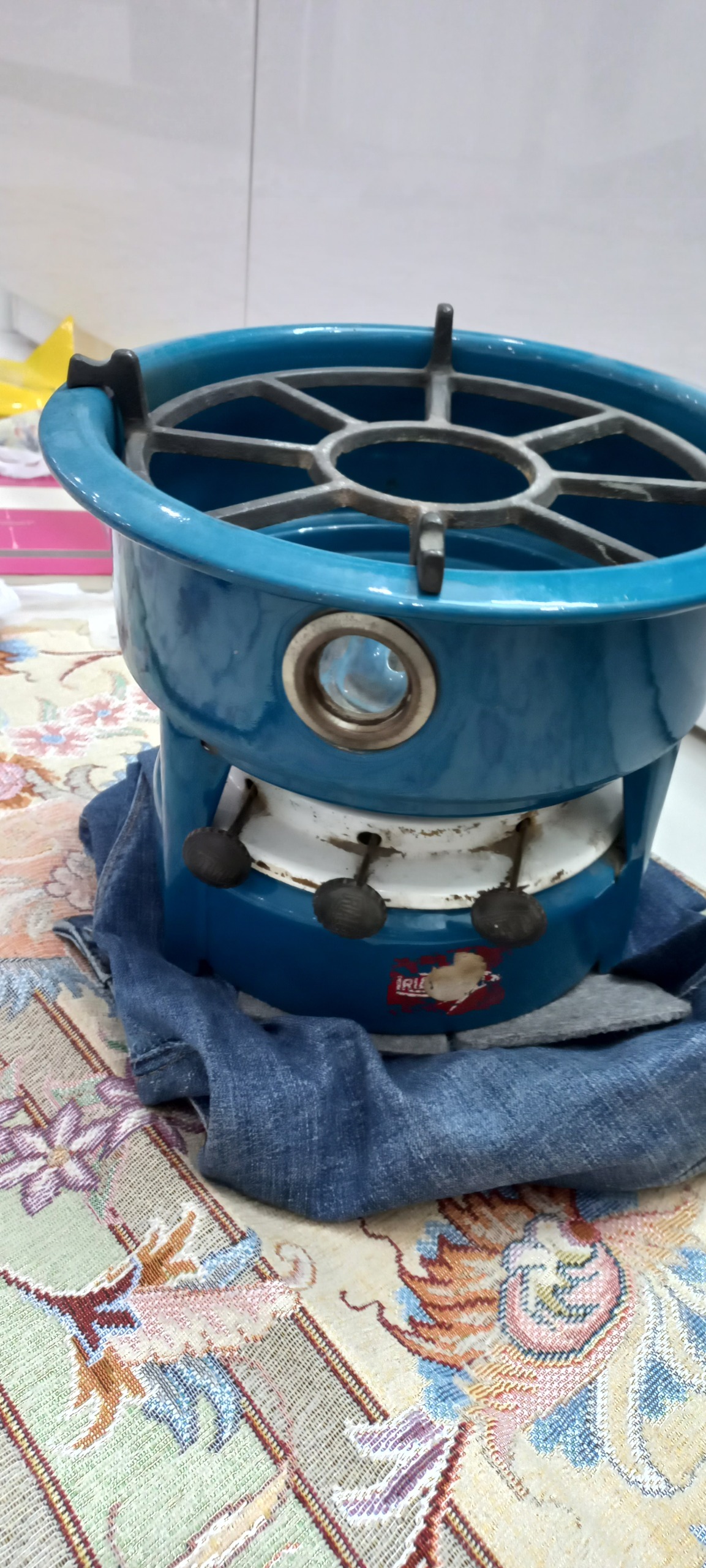 چراغ خوراک پزی قدیمی نفتی