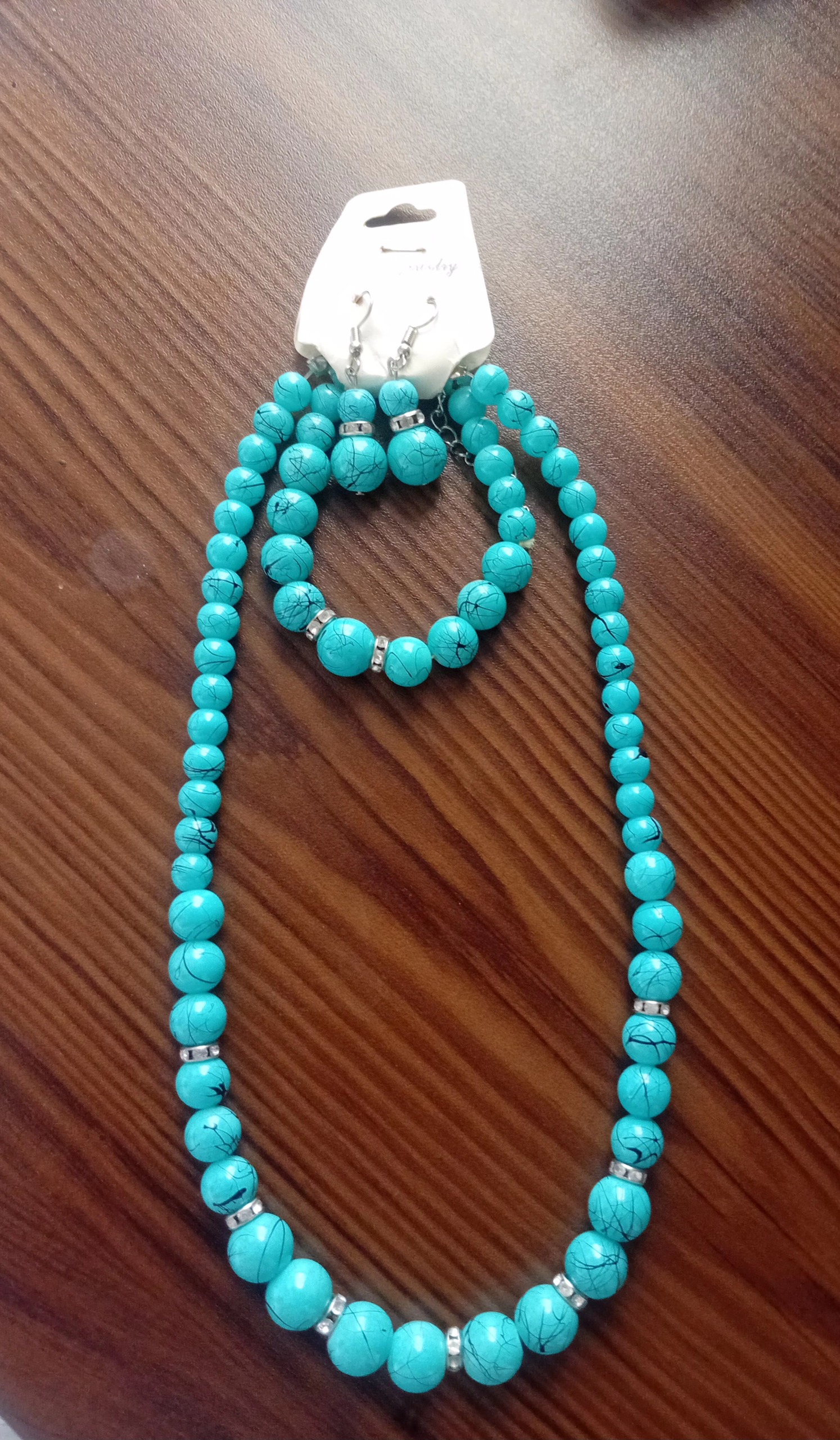 گردنبند دستبند گوشواره