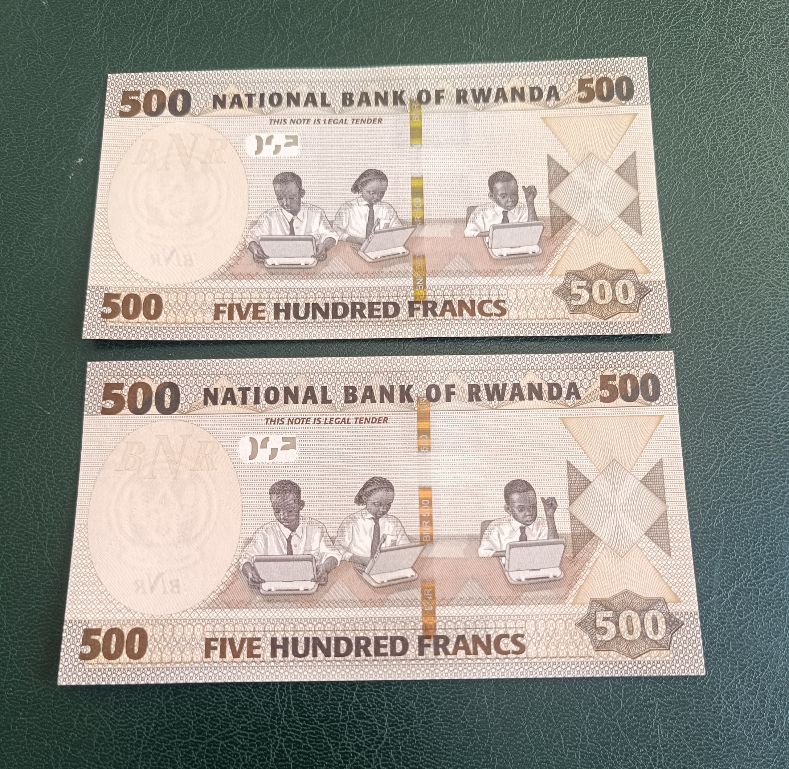جفت بانکی 500 فرانک روآندا زیبا