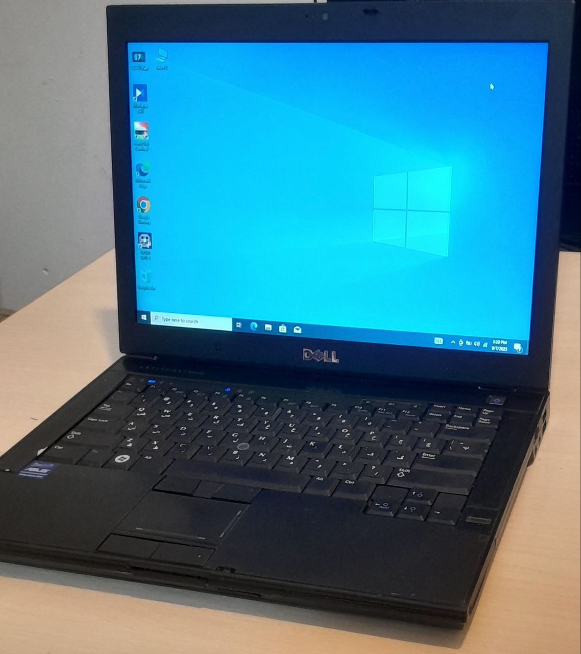 لپ تاپ DELL پردازنده کورتو دو رم3 هارد 320 سالم