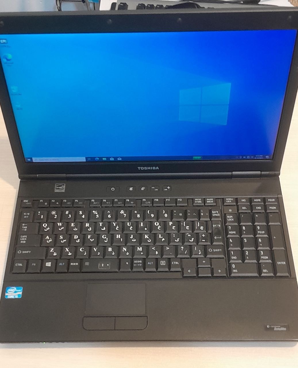 TOSHIBA i5 رم 8 هارد 500 نسل سوم
