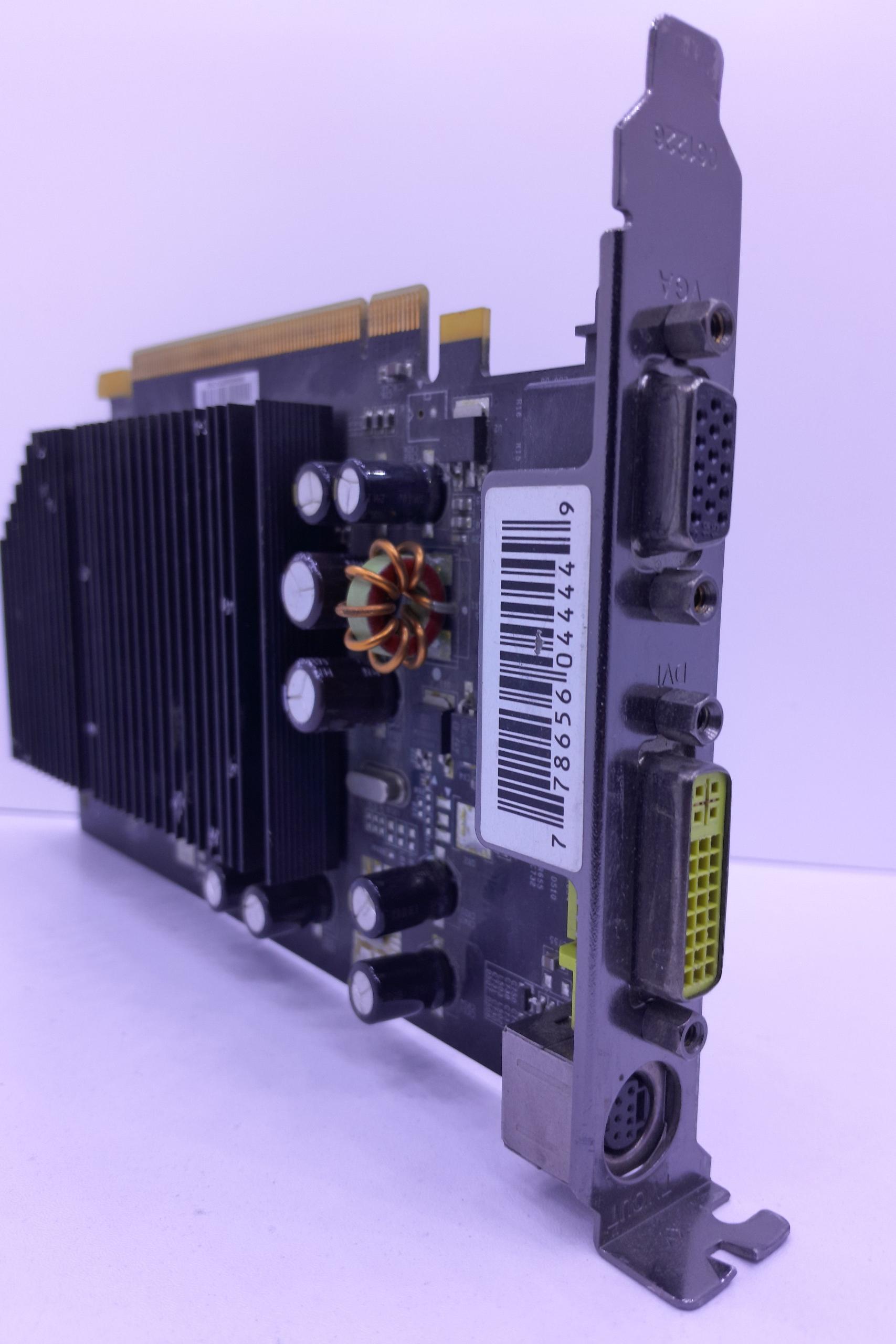 کارت گرافیک XFX 8400 GS 512MB سالم