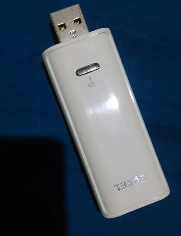 دانگل وایرلس مدل معروف Zyxel