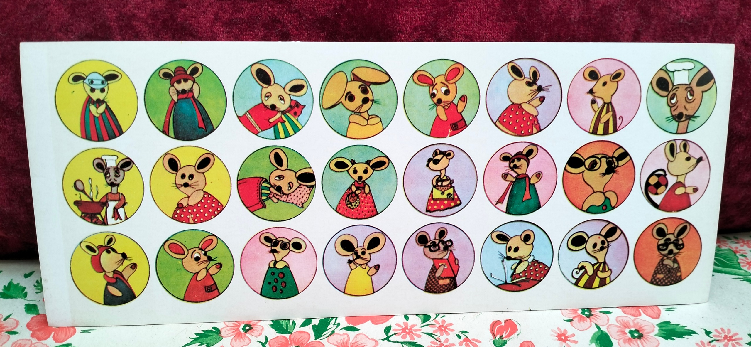 برچسب قدیمی مدرسه موشها آکبند دهه 60