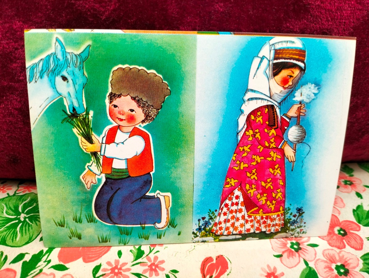 برچسب عروسکی آکبند قدیمی