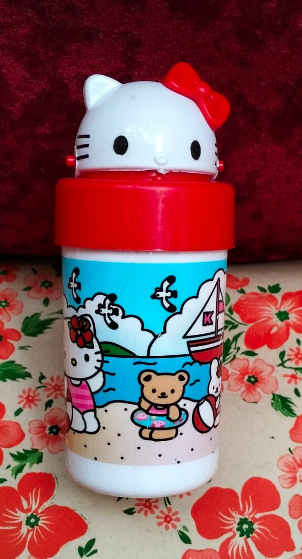 لیوان نی دار کیتی آکبند قدیمی