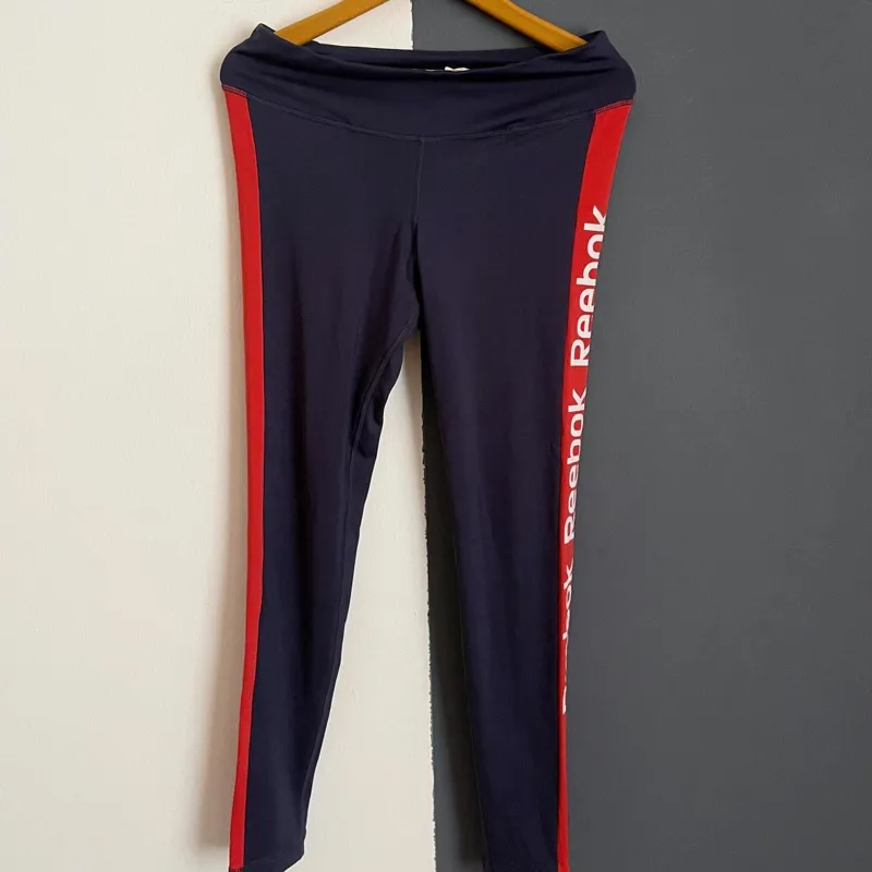 لگ ورزشی بانوان reebok