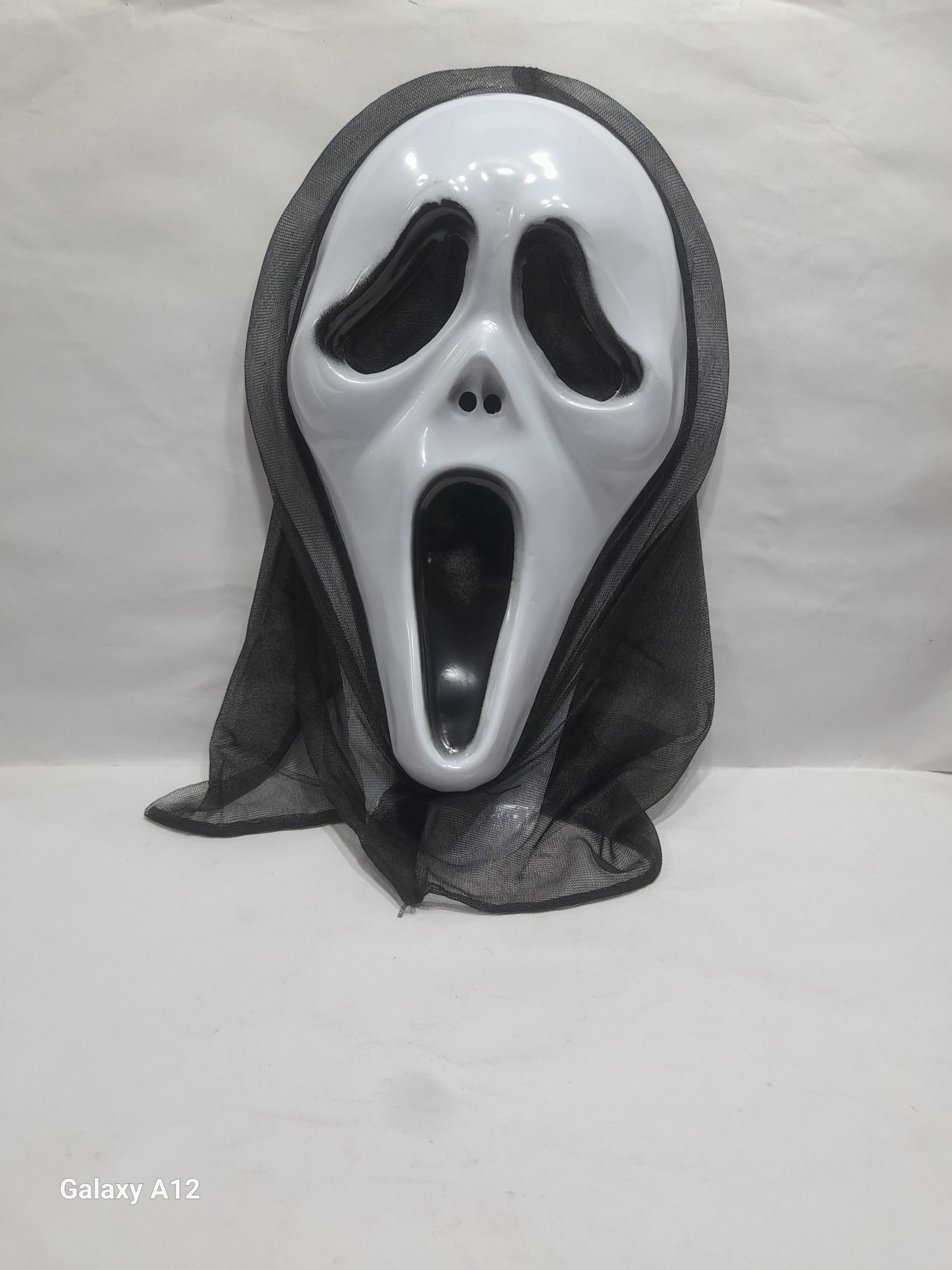 ماسک بازی طرح جیغ