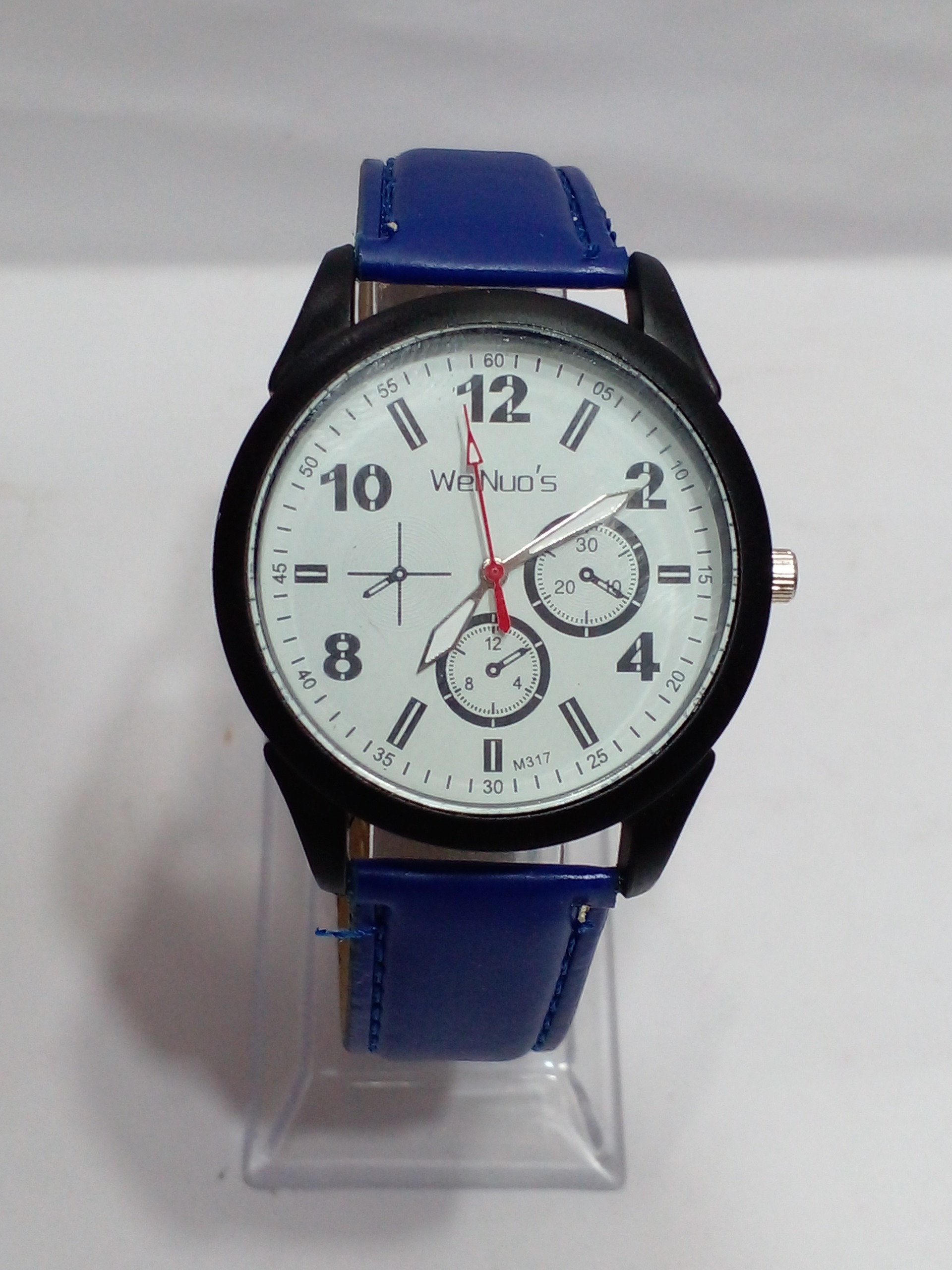 ساعت مچی عقربه ای