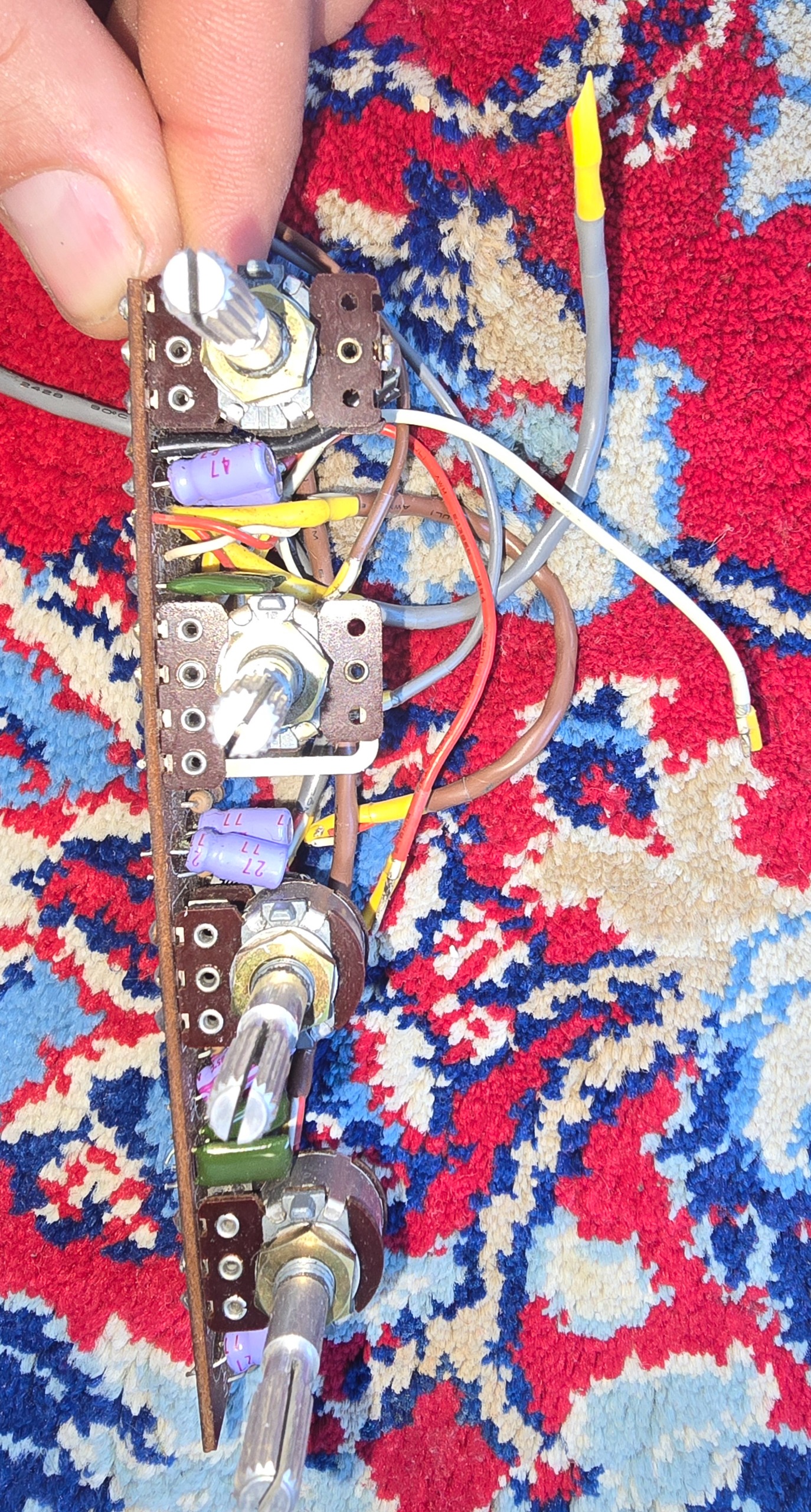 ولوم صدای لودنس دار دسته بلند