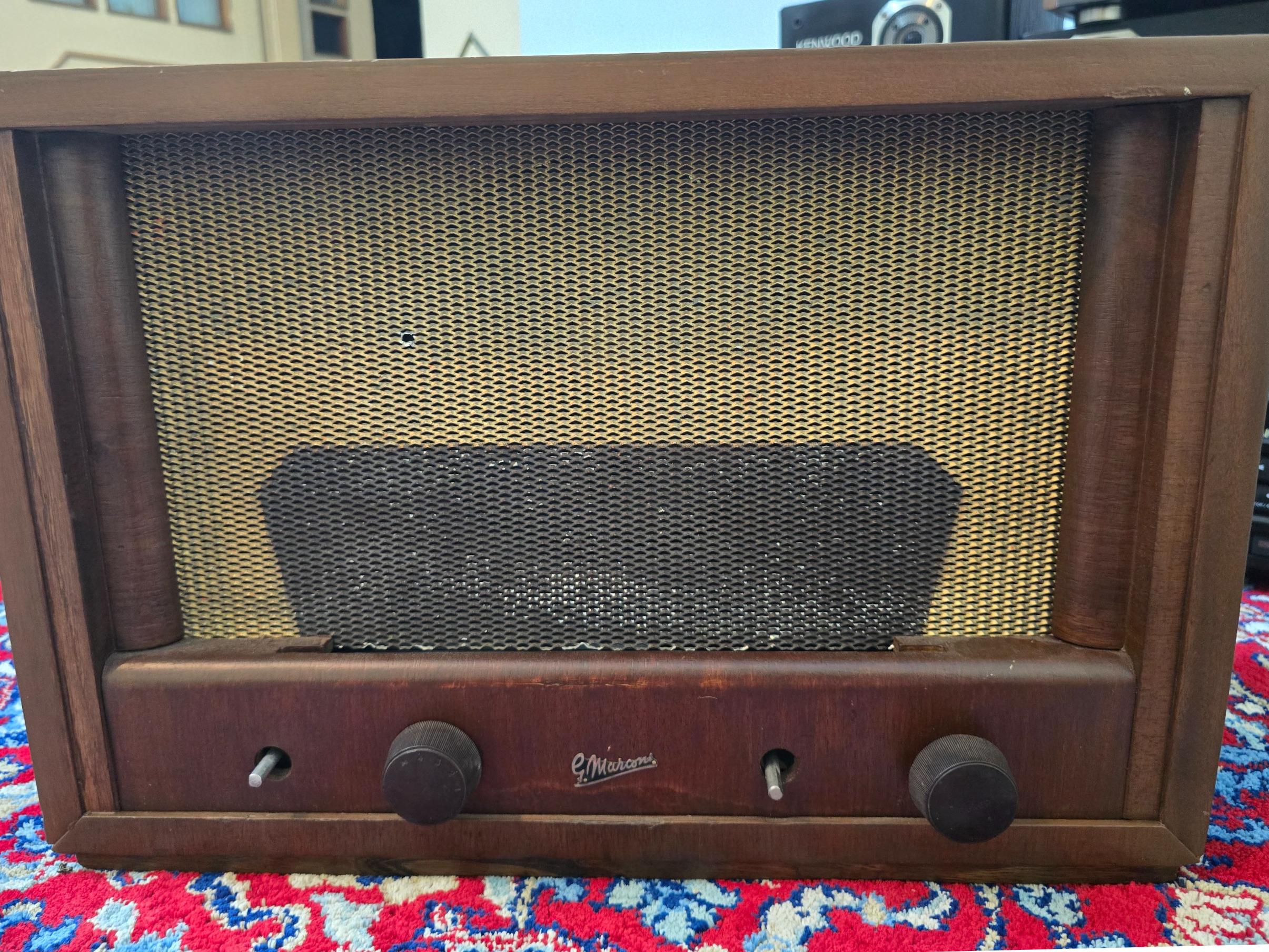 رادیو Gmarconi معیوب