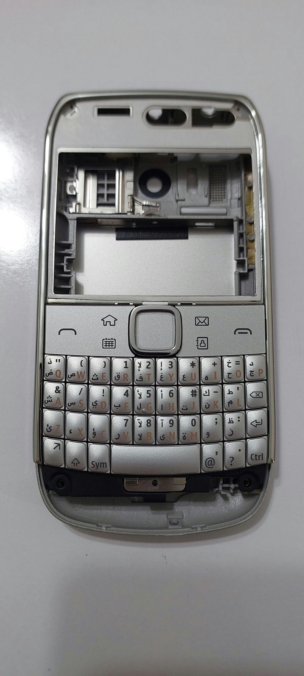 قاب بسیار کمیاب نوکیا E6 کیفیت عالی و درجه 1