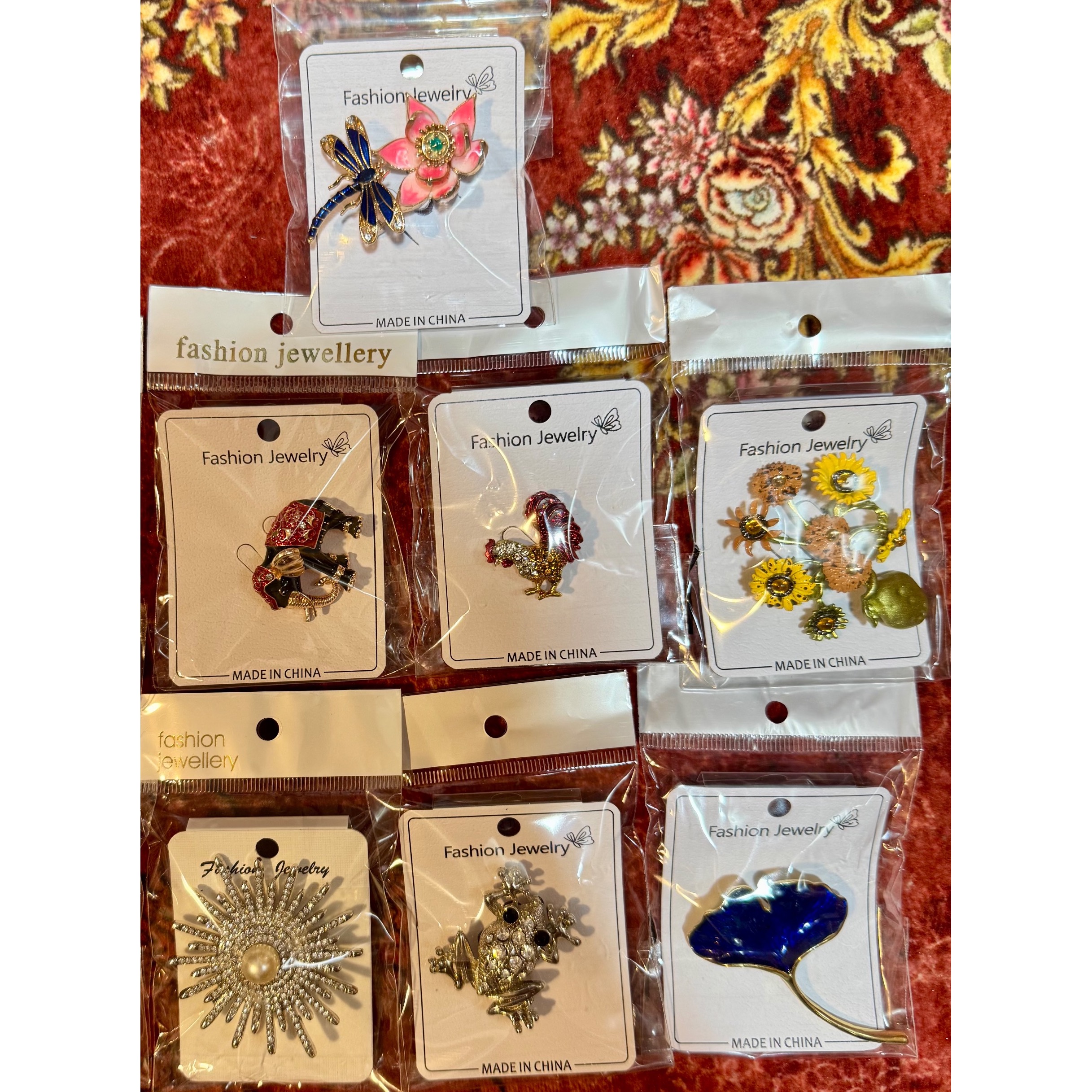 سنجاق سینه وارداتی