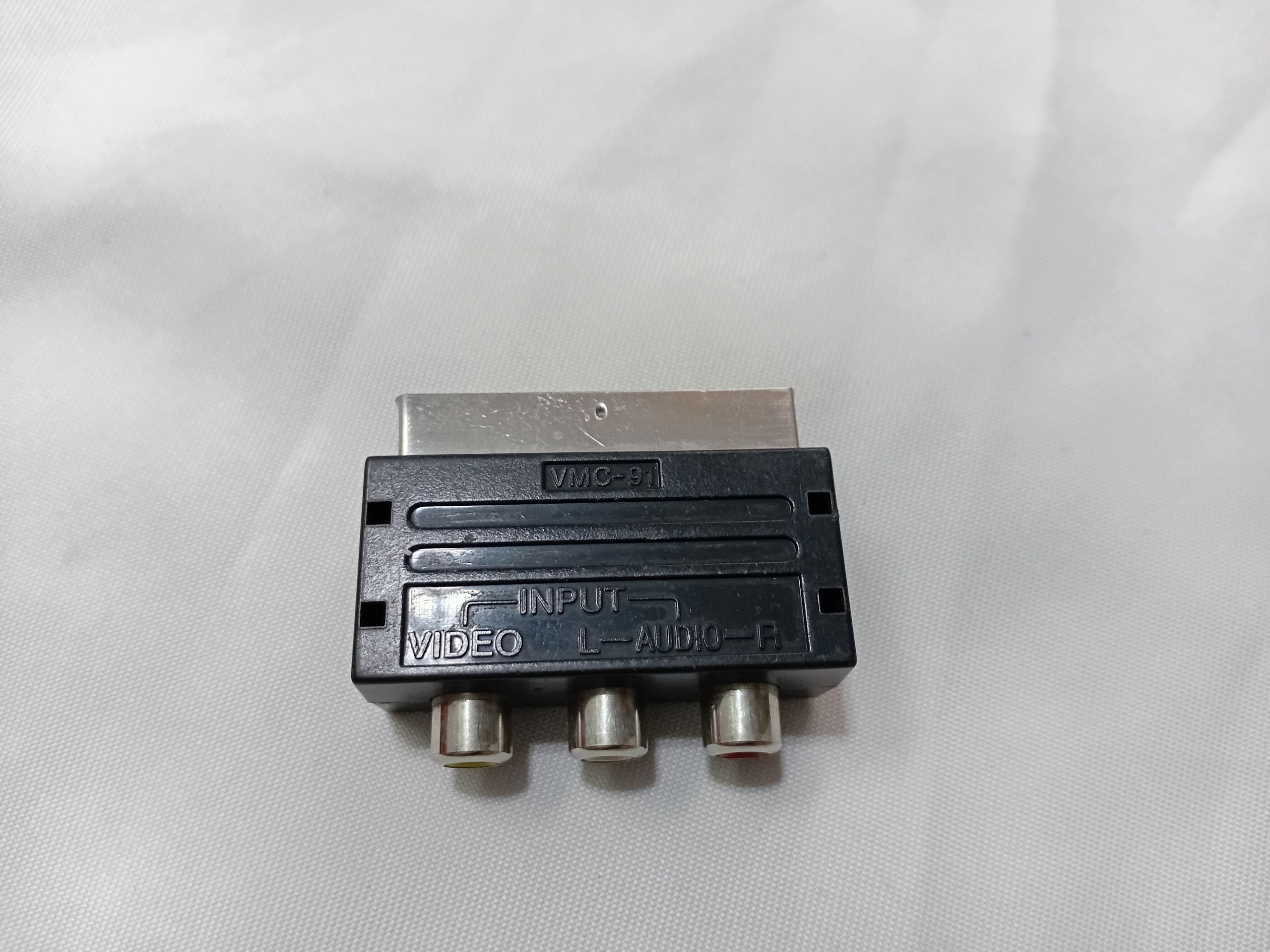 تبدیل اسکارت به AV