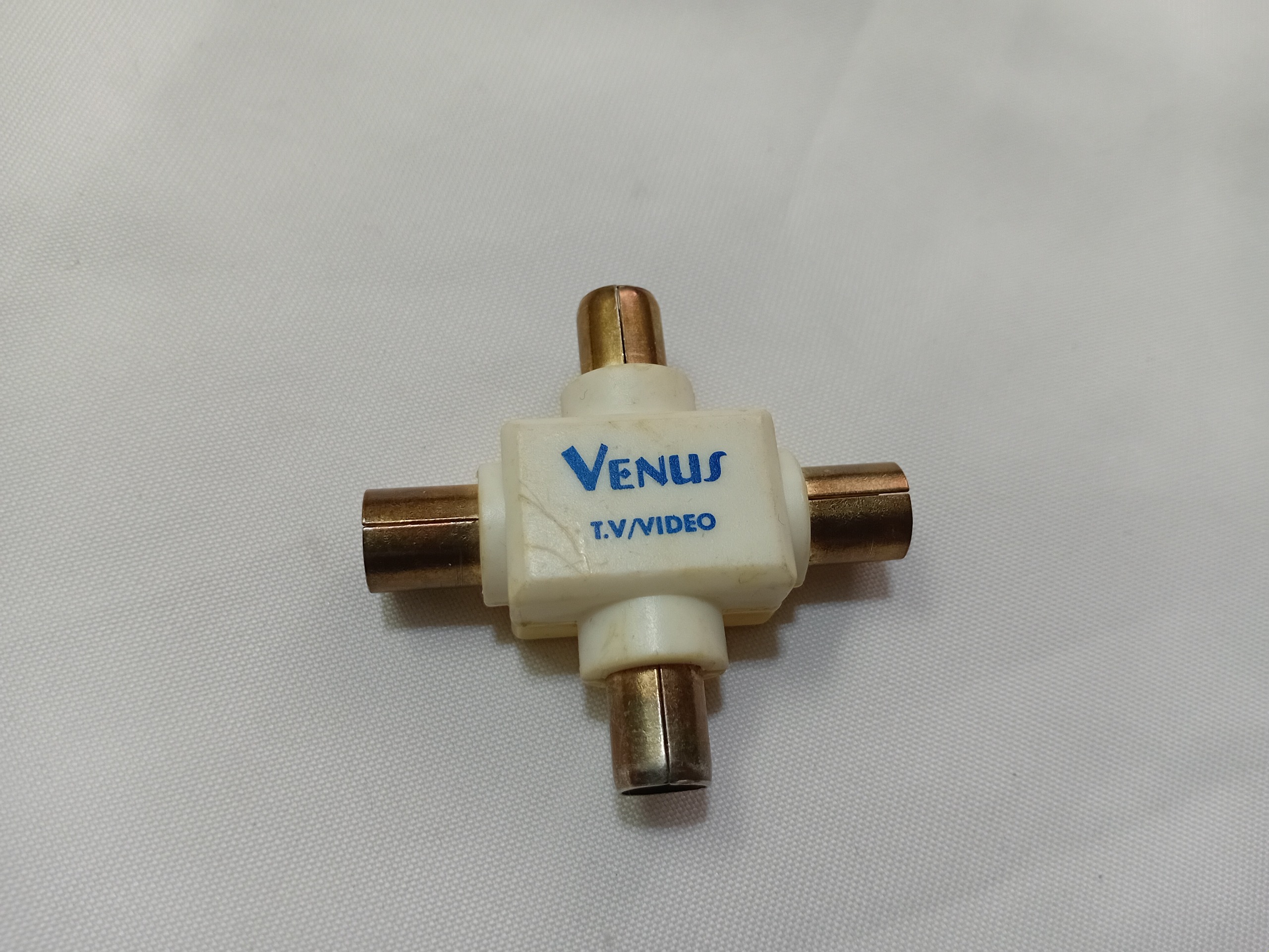 مبدل فیش چهار راهی آنتن