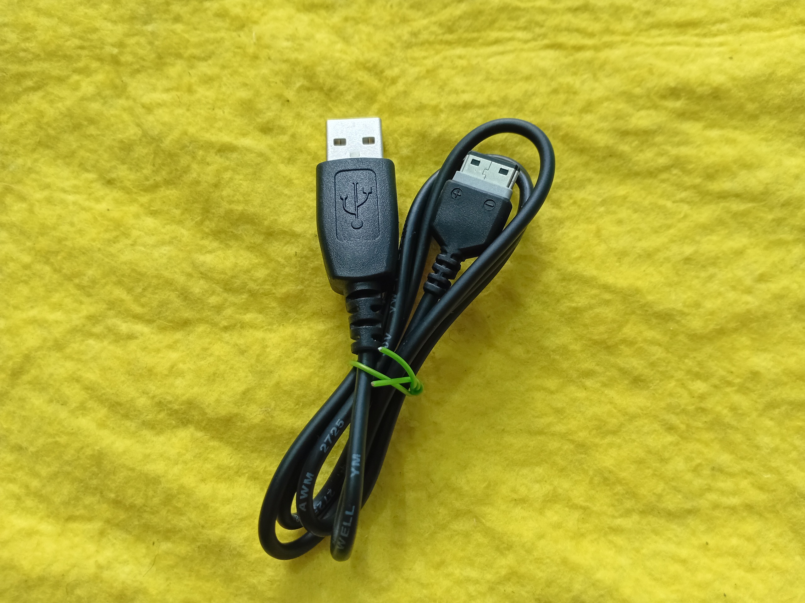 کابل USB سوکتی گوشی قدیمی سامسونگ