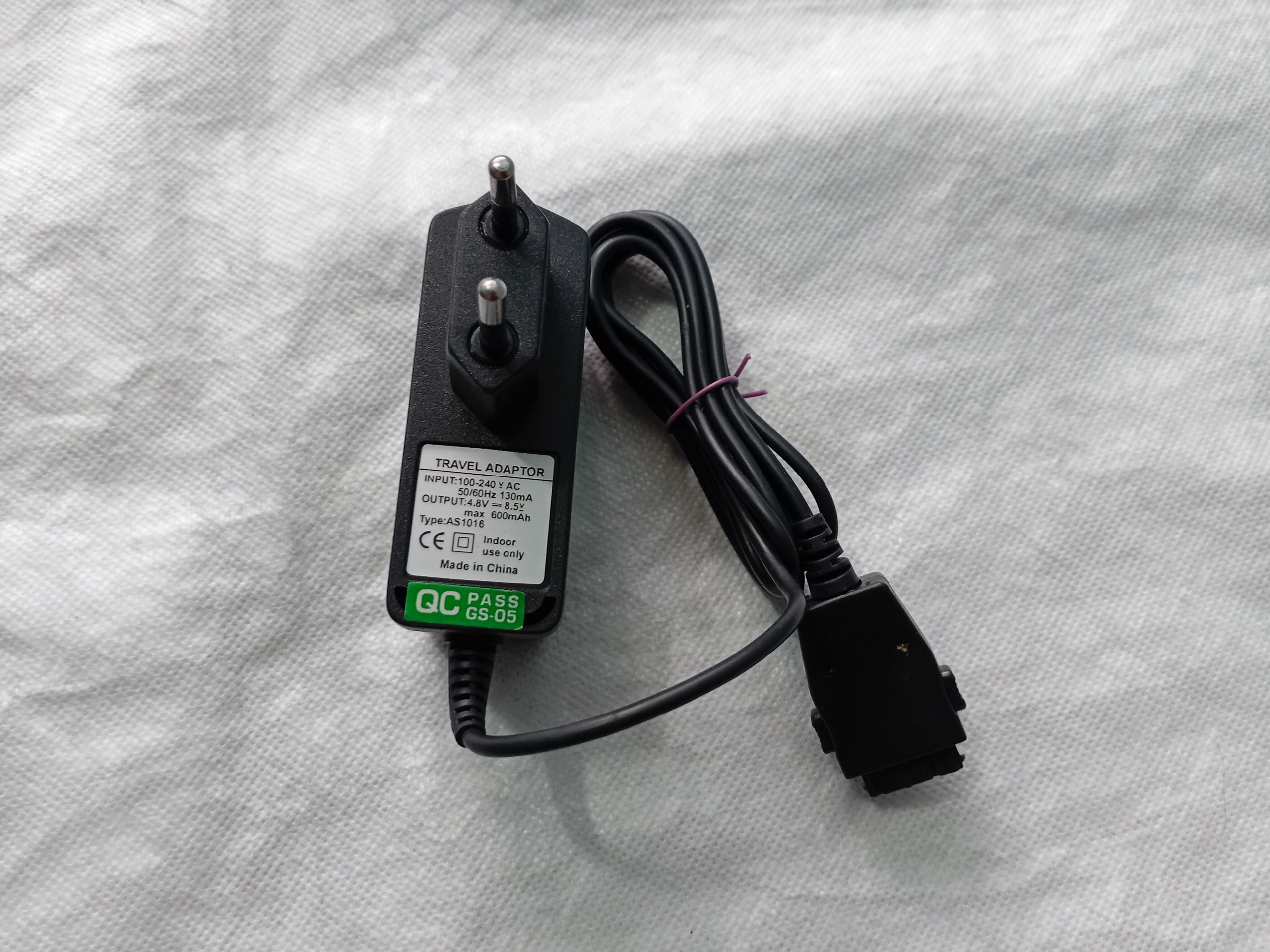 شارژر گوشی سونی CMD C5 کمیاب قدیمی