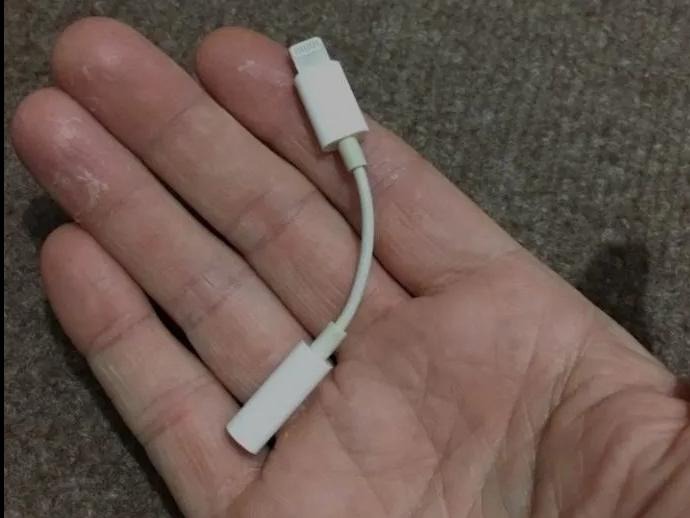 تبدیل اورجینال لایتنینگ به جک 3.5 میلیمتری