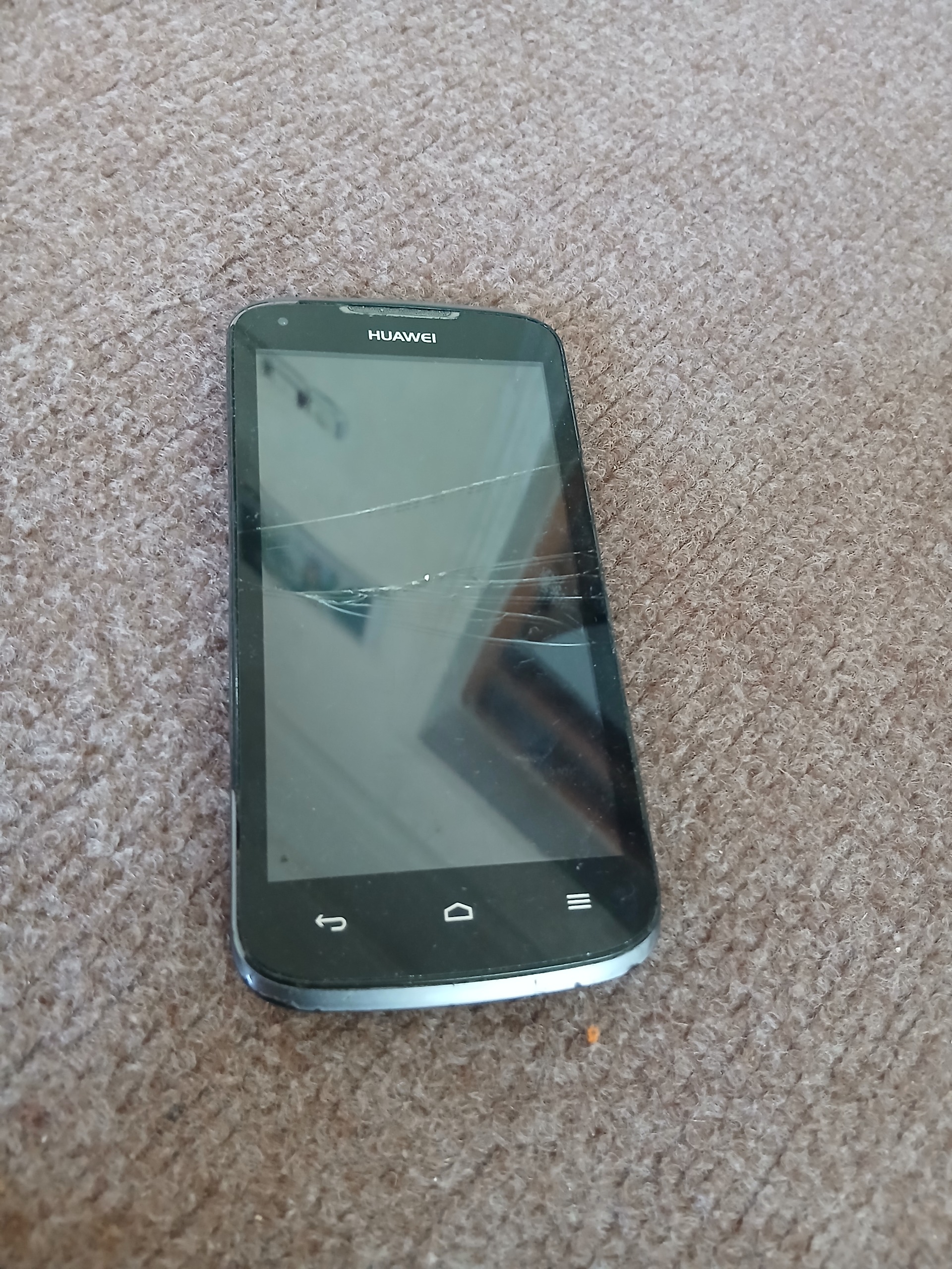 گوشی هواوی Y520