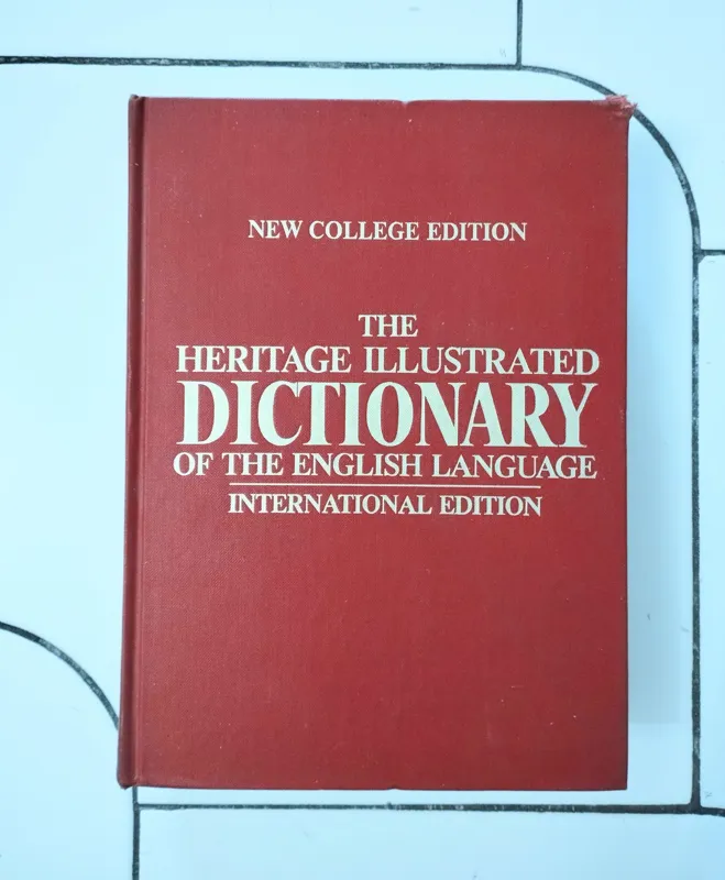 دیکشنری The heritage illustrated dictionary